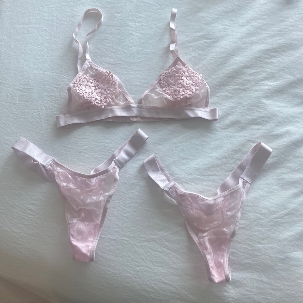 Never worn Glamorous floral lace lingerie set
